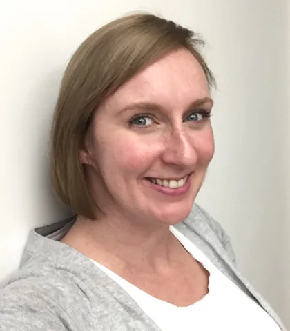 Dr Nicola McLernan