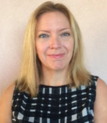 Dr Jo Lawrence